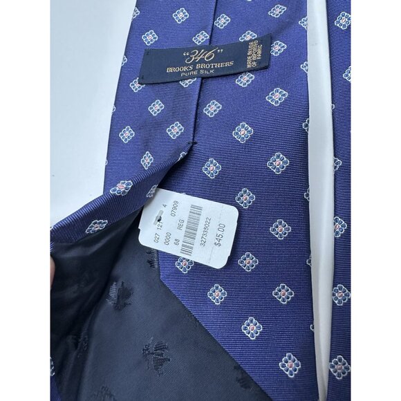 Brooks Brothers Silk Floral Tie Blue NWT 58” W 3.85 - Picture 8 of 9